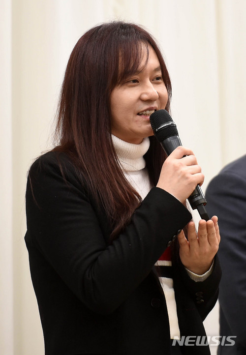 가수 김경호, 일본인 부인과 파경···3년7개월만 