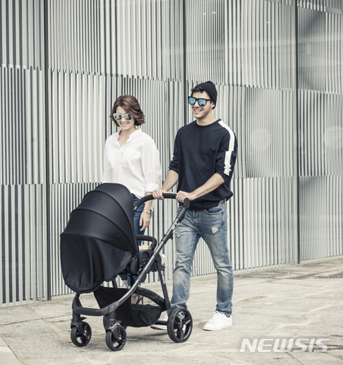 아가방앤컴퍼니, 스페인 유모차 '베이비몬스터' 출시