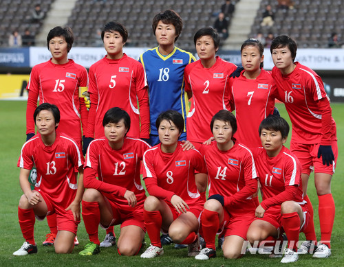 【서울=뉴시스】 북한 여자축구대표팀. (뉴시스DB)