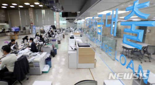 내일부터 은행권에 DSR 도입…가계 돈줄 막힌다