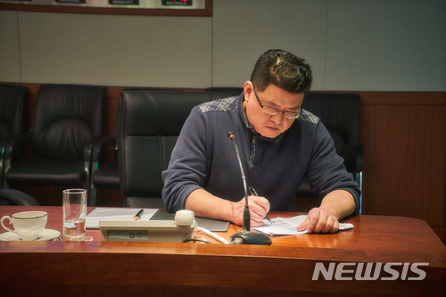 양우석 감독 "우리 엄연한 현실, '강철비'가 사이렌 됐으면"