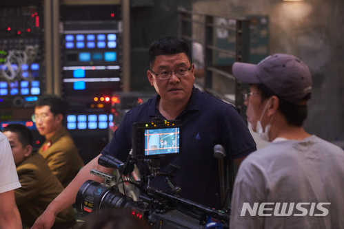 양우석 감독 "우리 엄연한 현실, '강철비'가 사이렌 됐으면"