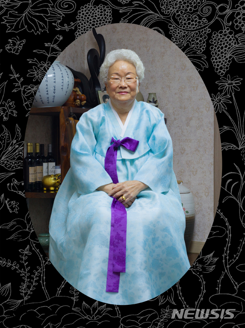 【서울=뉴시스】박영숙 作 이상주. 안동할매청국장 운영. (사진=한미사진미술관,박영숙 사진가 제공.사진은 이 기사 외 사용을 불허합니다) photo@newsis.com