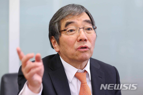윤석헌 신임 금감원장 "금융위는 정책만들고 금감원은 감독해야"