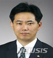 【전주=뉴시스】윤난슬 기자 = 한국토지주택공사(LH) 전북본부는 신임 본부장에 임정수(53) 경영혁신본부 총무고객처장이 임명됐다고 28일 밝혔다. 2017.12.28.(사진=LH 전북본부 제공) photo@newsis.com