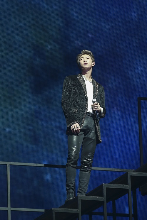 황정민·송혜교·RM&제이홉·수지...2018년 빛낼 개띠 스타