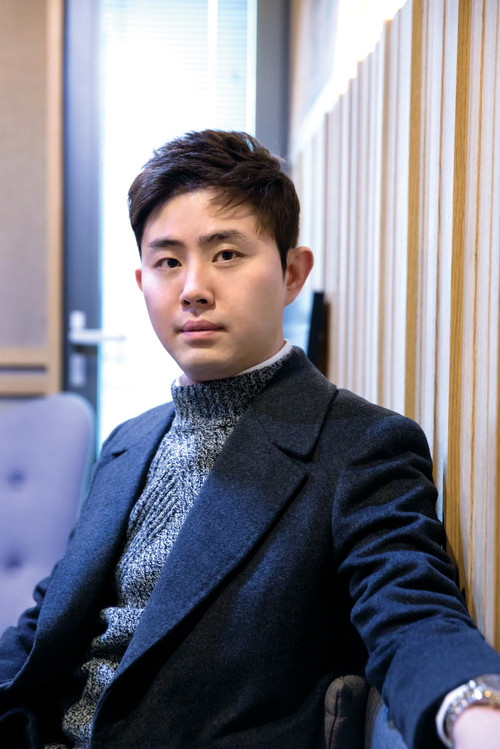 【서울=뉴시스】 한승훈 공동대표. 2018.01.04 (사진 = FNC 제공) photo@newsis.com 