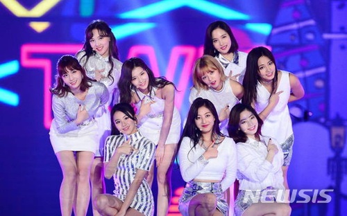 트와이스, 4월 9일 컴백...미니 5집 '왓 이즈 러브?'