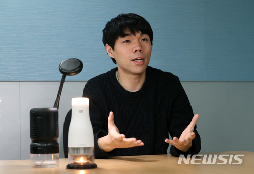 【서울=뉴시스】박진희 기자 = 박제환 루미르 대표가 지난 5일 서울 성동구 성수IT종합센터에서 뉴시스와 인터뷰 하고 있다. 2018.01.08.pak7130@newsis.com