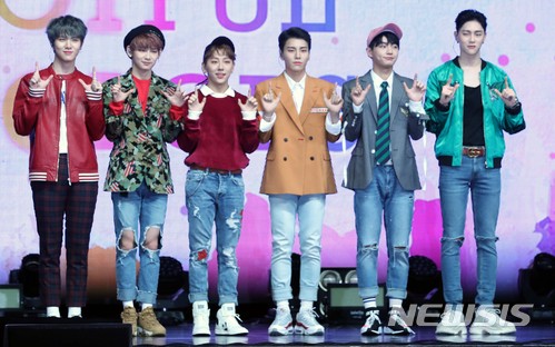 왼쪽부터 김동한, 켄타, 노태현, 김상균, 김용국, 권현빈