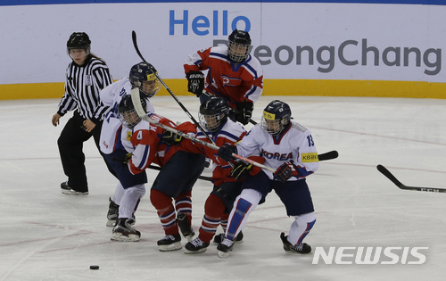 일본 여자아이스하키 "남북단일팀? 특별히 신경 안 씁니다"