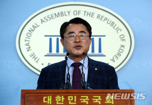【서울=뉴시스】이영환 기자 = 최경환 민주평화당 대변인. 2018.01.18.&nbsp; 20hwan@newsis.com