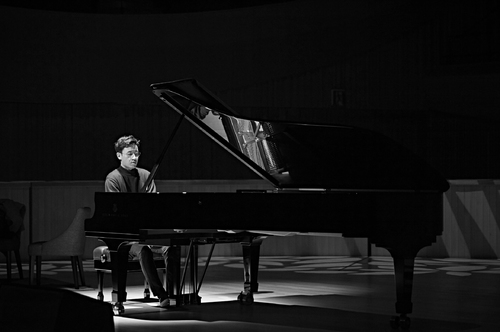【서울=뉴시스】 김정원, 피아니스트. 2018.01.20. (사진 = 롯데콘서트홀 제공) photo@newsis.com