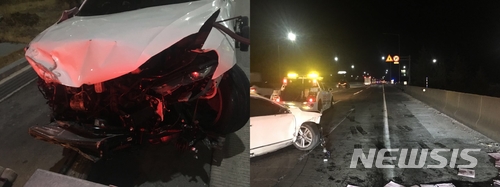 【청주=뉴시스】김재광 기자 = 25일 오후 7시 50분께 경기도 이천시 중부고속도로 통영 방면 하행선 323.6㎞ 지점에서 차모(37)씨가 몰던 폭스바겐 승용차 운전석에 철판이 날아들었다.2017.01.26.(사진=고속도로순찰대 10지구대 제공)&nbsp; photo@newsis.com