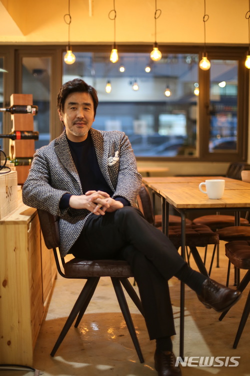 ‘아재 히어로’ 탄생 류승룡 “염력 한 번 쓰고나면 탈진”