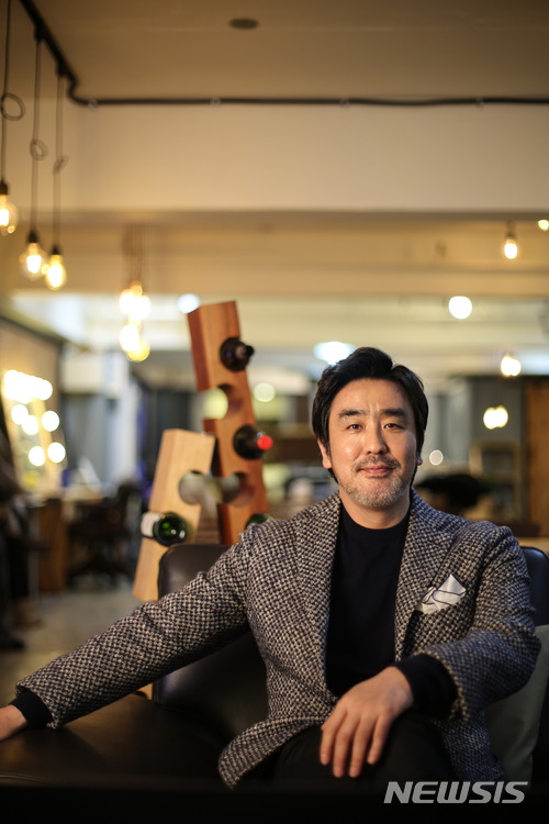 ‘아재 히어로’ 탄생 류승룡 “염력 한 번 쓰고나면 탈진”