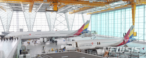 [종합]아시아나항공, 사흘째 운항 차질…항공기 정비 투자 소홀탓? 