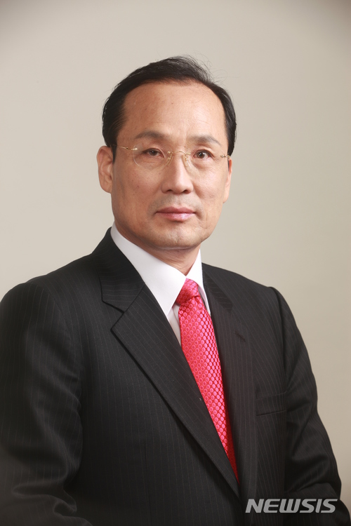 【전주=뉴시스】신동석 기자 = 29일 학교법인 우석학원은 이사회를 열고 제13대 우석대학교 총장으로 장영달 전 국회의원을 선임했다고 밝혔다. 2018.01.29 (사진= 우석대학교 제공)&nbsp; sds4968@newsis.com&nbsp; 