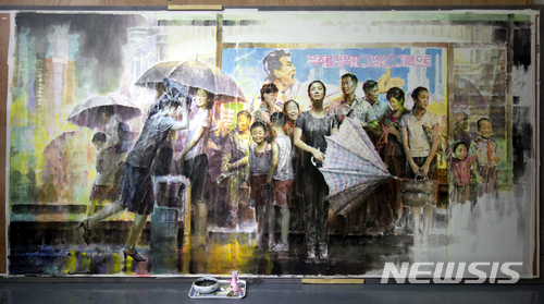 2018 광주비엔날레에 전시될 북한 미술작.&nbsp; 작품은 김인석 화가의 '소나기', 조선화, 217x433㎝. (사진=뉴시스DB)