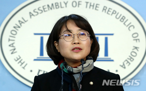 【서울=뉴시스】이영환 기자 = 추혜선 정의당 수석대변인. 2018.01.29. 20hwan@newsis.com