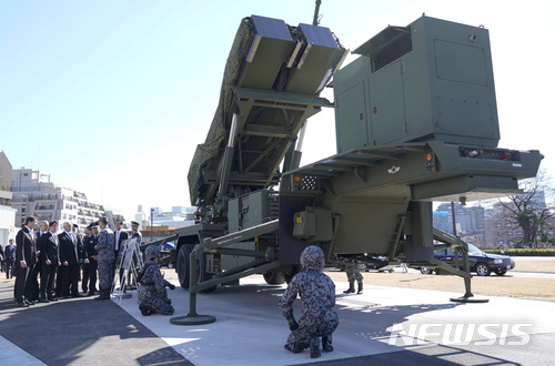 [도쿄=AP/뉴시스] 일본 지대공 유도미사일 패트리엇(PAC-3)부대 2018.2.7