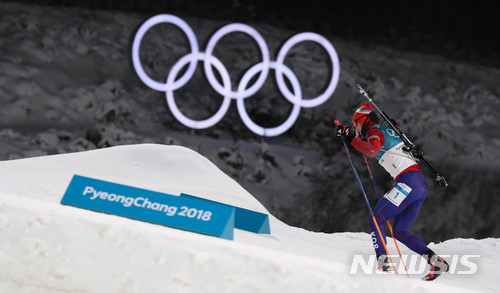 【평창=뉴시스】추상철 기자 = 11일 오후 강원 평창 알펜시아 바이애슬론 센터에서 열린 바이애슬론 남자 스프린트 10km 경기. 대한민국 티모페이 랍신이 역주를 하고 있다. 2018.02.11. scchoo@newsis.com