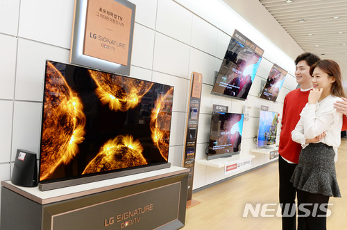 삼성 'QD-OLED'와 LG 'WOLED'의 차이점은