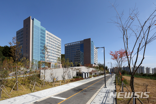 【부천=뉴시스】정일형 기자 = 부천대학교는 최근 친환경적으로 조성된 '제2캠퍼스'가 문을 열었다고 20일 밝혔다.사진은 소사구 계수동에 위치한 부천대학교 제2캠퍼스.&nbsp;&nbsp; jih@newsis.com