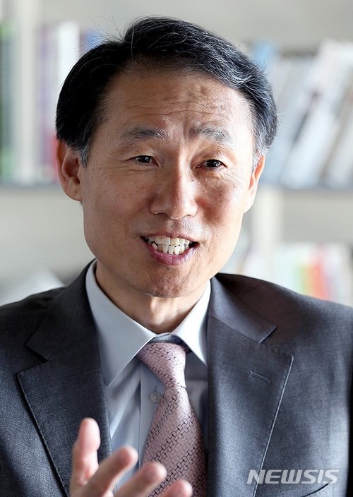 윤대규 극동문제연구소 소장·경남대학교 부총장.