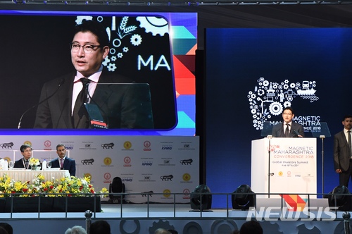 조현준 회장, 효성 이사회 의장직 넘겨