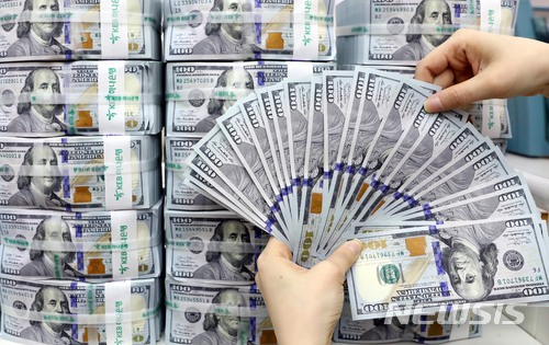 무역전쟁 이어 환율전쟁?…트럼프 "弱달러 선호"에 엔·위안↑