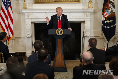 [종합} 트럼프 "美철강산업 일자리 창출 위해 관세 부과" 