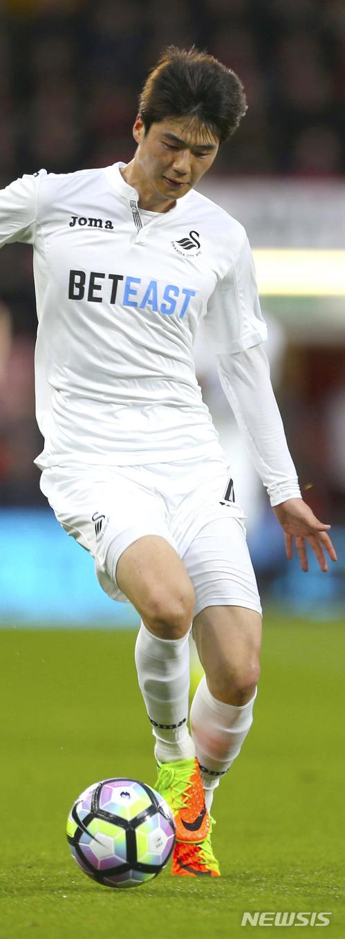 '기성용 45분' 스완지시티, 54년만에 FA컵 8강