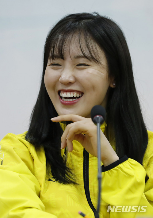 쇼트트랙 김아랑 "잠시 쉬어가라는 의미"…태극마크 불발 
