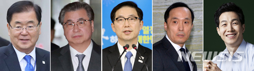 【서울=뉴시스】문재인 대통령은 정의용 국가안보실장과 서훈 국정원장, 천해성 통일부 차관 등을 포함한 대북 특사단 5명을 파견키로 했다고 청와대 윤영찬 홍보수석이 4일 오후 밝혔다. 또, 대북 특사단은 5일 1박 2일 일정으로 파견키로 했다. 왼쪽부터 정의용 청와대 안보실장, 서훈 국정원장, 천해성 통일부 차관, 김상균 국정원 3차장, 윤건영 국정상황실장. 2018.03.04.&nbsp; photo@newsis.com 