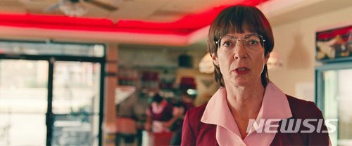 [90회 아카데미]'아이, 토냐' 앨리슨 재니 여우조연상