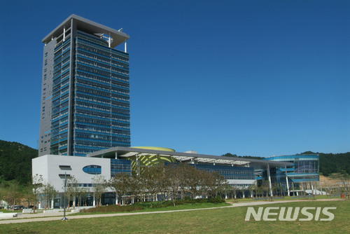 【무안=뉴시스】배상현 기자 =전남도청 전경. 2018.03. 08 (사진=전남도 제공)&nbsp; praxis@newsis.com 