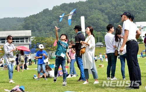 【서울=뉴시스】김성진 기자 = 공군은 오는 31일부터 '제40회 공군참모총장배 스페이스 챌린지(Space Challenge) 2018'를 시작한다고 9일 밝혔다. 2018.03.09 (사진=공군 제공)ksj87@newsis.com