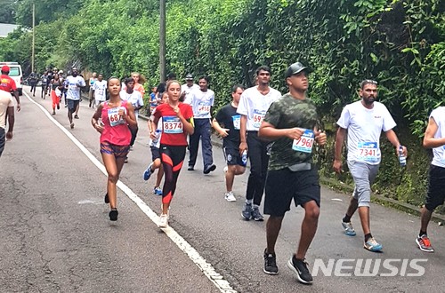 【서울=뉴시스】'제11회 세이셸 에코 마라톤 대회'. (사진=세이셸 관광청 제공)