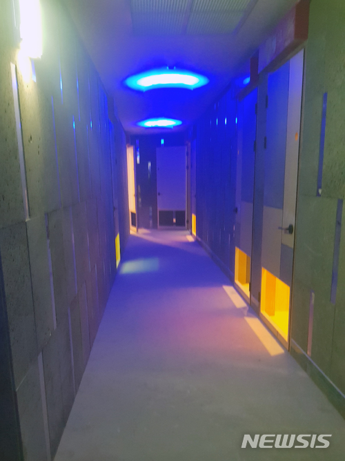 【대구=뉴시스】박준 기자 = 대구시 수성구 수성호텔 컨벤션센터 지하 1층 나이트클럽에 룸들의 모습. 2018.03.14june@newsis.com 