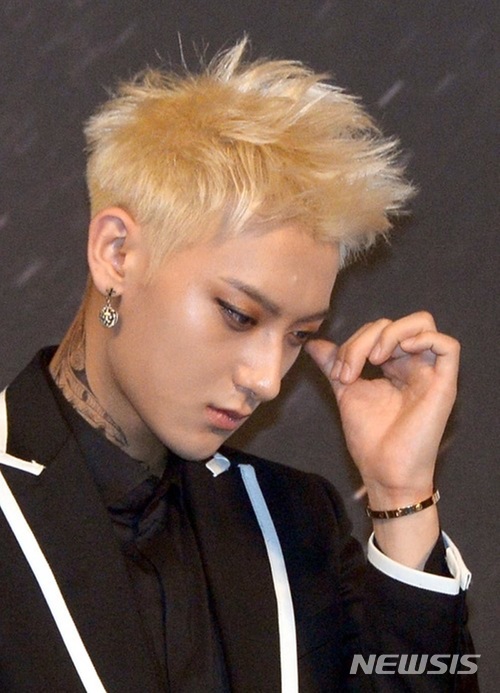 엑소 출신 타오, 한밤중에 응급실…왜?