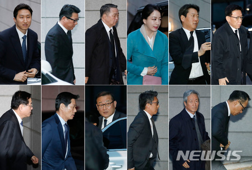 【서울=뉴시스】최동준 기자 = 고 정주영 현대그룹 명예회장 17주기를 하루 앞둔 20일 범 현대가 식구들이 서울 용산구 한남동 정몽구 현대자동차그룹 회장 자택에서 열린 제사를 위해 한자리에 모였다.사진 윗쪽 왼쪽부터 시계방향으로 정기선 현대중공업 부사장, 정몽국 엠티인더스트리 회장, 노현정 전 아나운서, 정몽국 엠티인더스트리 회장, 정몽국 엠티인더스트리 회장, 정몽혁 현대종합상사 회장, 정몽준 아산재단 이사장, 정몽원 한라그룹 회장, 정몽열 KCC건설 사장, 정몽윤 현대해상 회장, 정몽진 KCC 회장. 2018.03.20. photocdj@newsis.com
