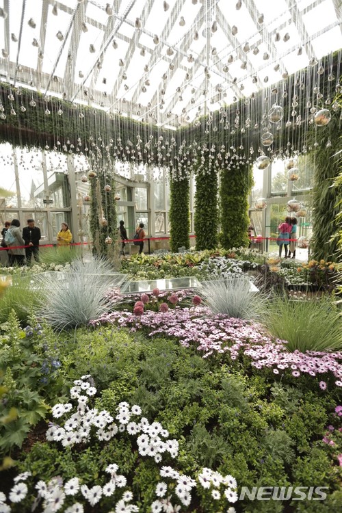 삼성물산 리조트부문이 2018년 '상해 국제 꽃박람회'에서 심사위원 전원 만장일치로 실내 정원 부문 대상을 수상했다.