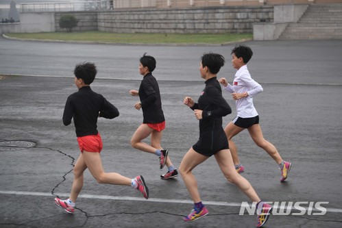 센서 달린 스마트 깔창 나왔다…솔티드, 스마트인솔 출시