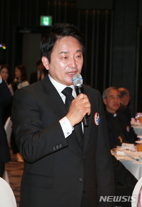 associate_pic3