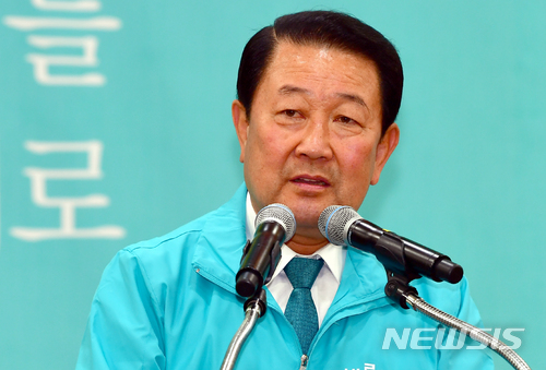 【광주=뉴시스】류형근 기자 = 바른미래당 박주선 공동대표. 2018.04.04. hgryu77@newsis.com