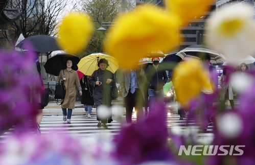 오늘 하루종일 봄비…강한 바람도