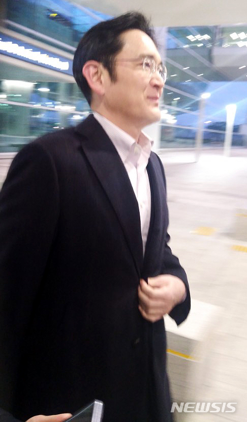associate_pic3