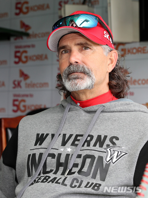 SK 트레이 힐만 감독