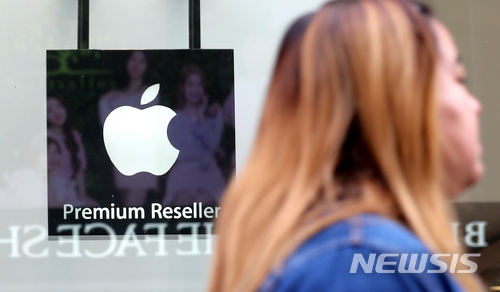 아이폰XR 판매 부진 전망…애플, 점유율 2위 탈환 먹구름